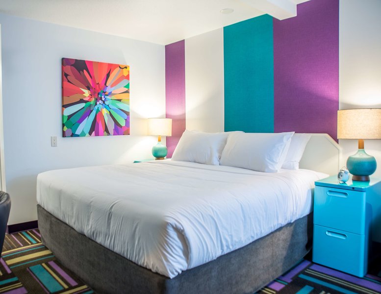 hotel zed kelowna