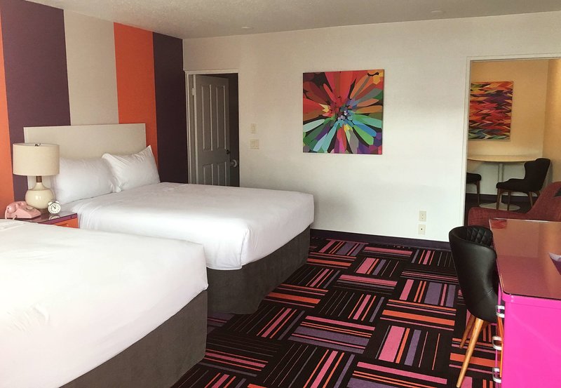 hotel zed kelowna
