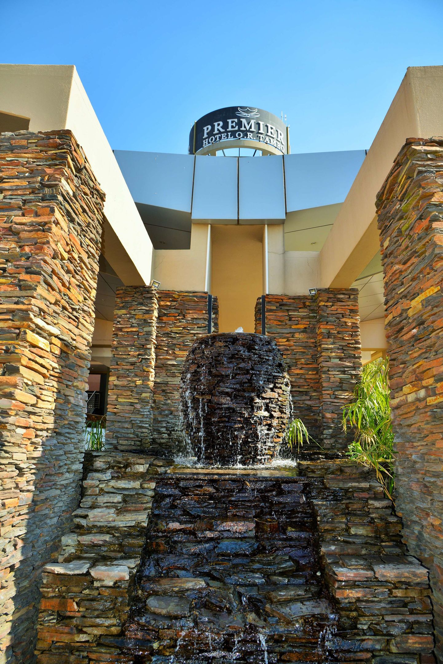 protea hotel by marriott o r tambo airport