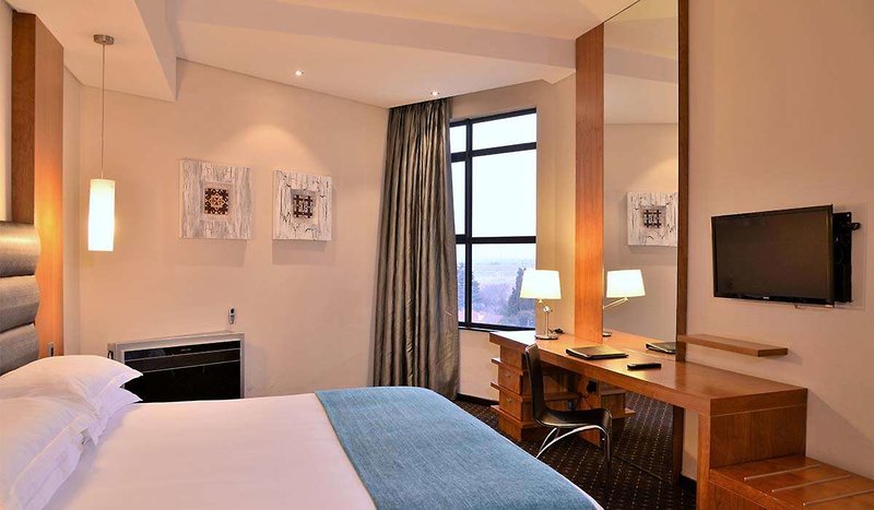 protea hotel by marriott o r tambo airport