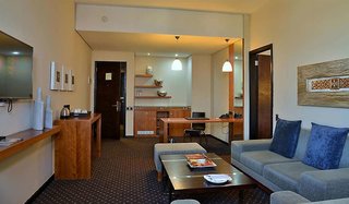 protea hotel by marriott o r tambo airport