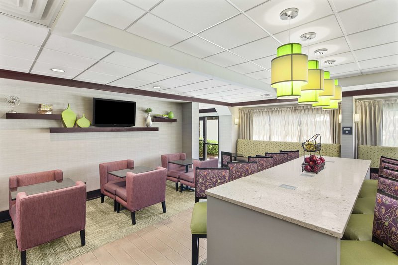 hampton inn atlanta town center kennesaw