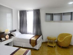 hotel my world