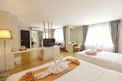 de hug hotel and residence
