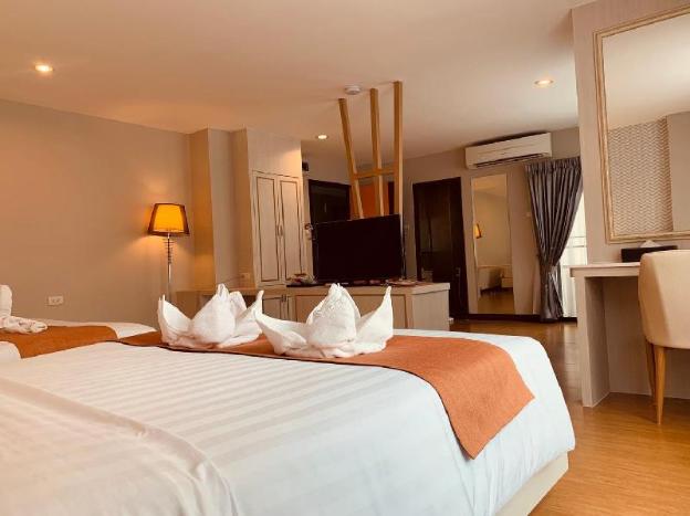 de hug hotel and residence
