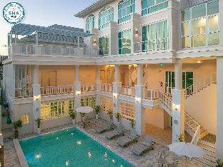 de hug hotel and residence