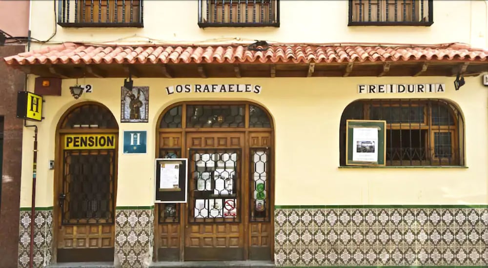 hostal el peine