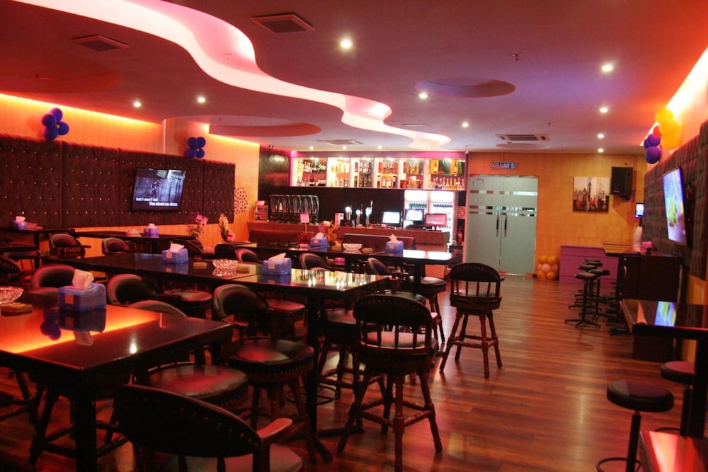 ritz garden hotel manjung