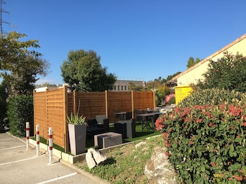 kyriad direct marseille est la valentine