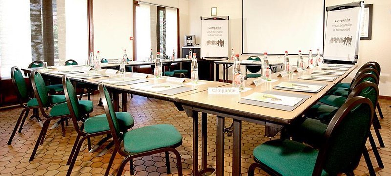 kyriad direct marseille est la valentine