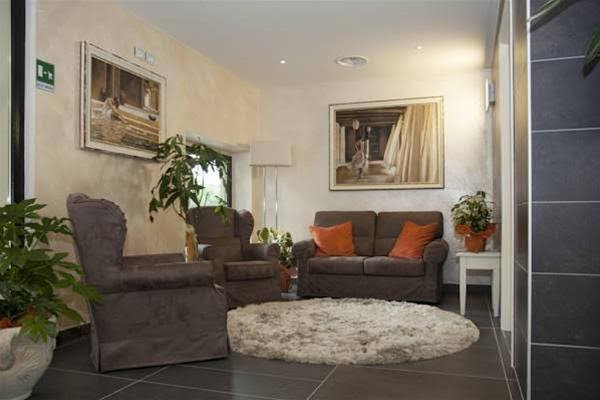 Hotel Centova,Malviya Nagar,3 star