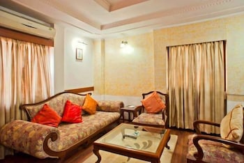 hotel gulshan international