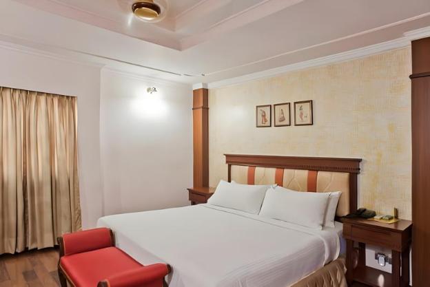 hotel gulshan international
