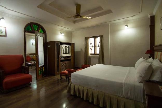hotel gulshan international