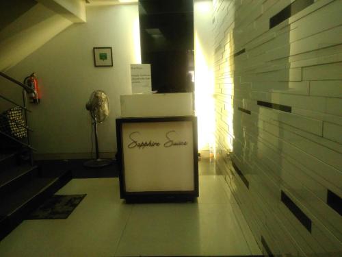 sapphire suites