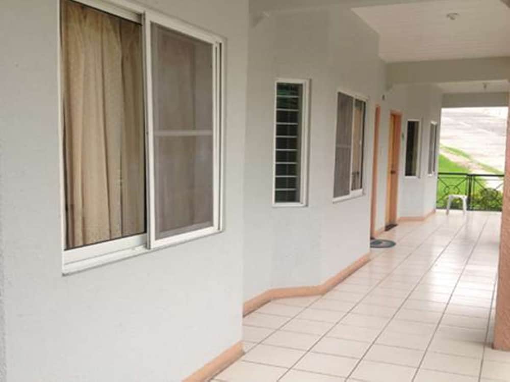 gardenville hotel