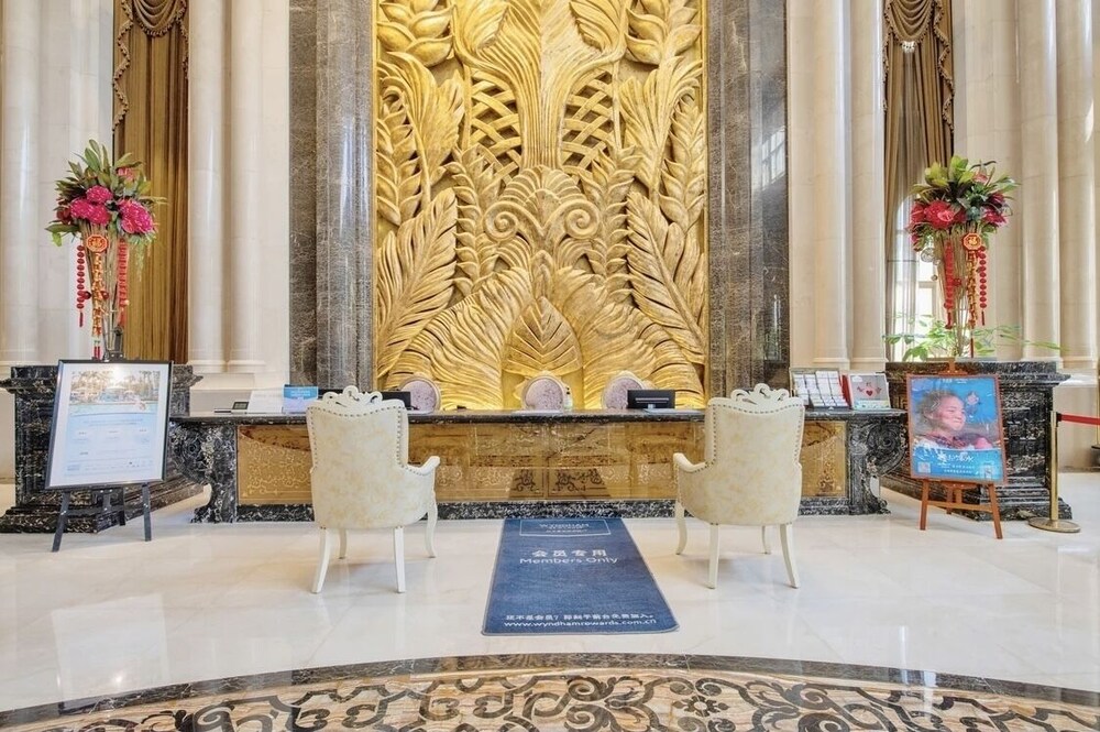 days hotel logan city huizhou