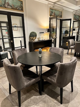 wilhelmsen house apartments