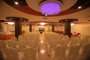 hotel mirage regency