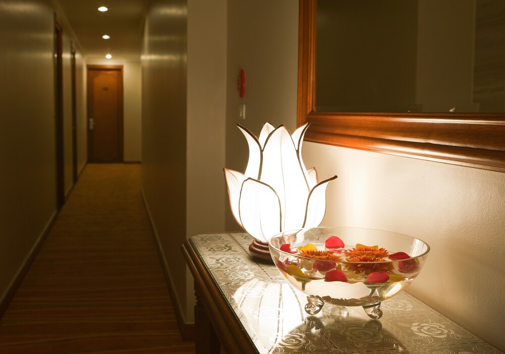 a25 hotel 19 phan dinh phung