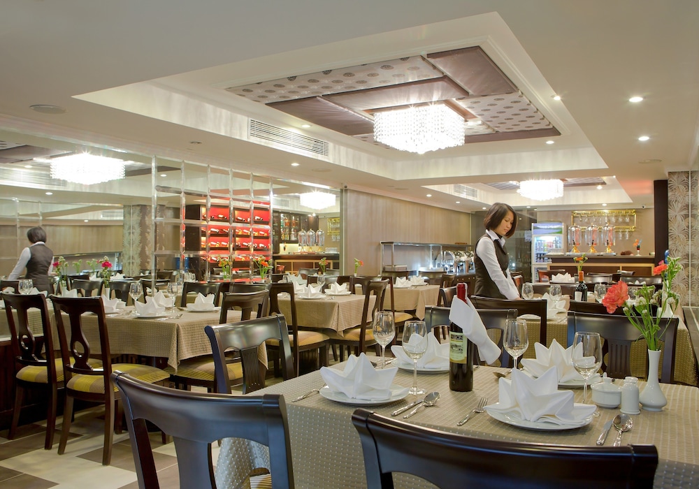 a25 hotel 19 phan dinh phung