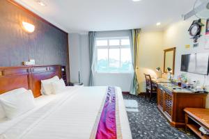 a25 hotel 19 phan dinh phung