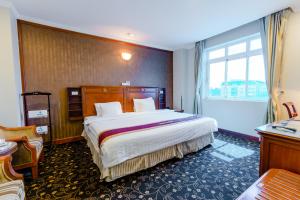 a25 hotel 19 phan dinh phung