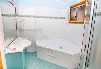 reflections forster beach holiday park