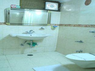 B Continental,Karol Bagh>>Central Delhi,3 star