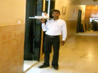 B Continental,Karol Bagh>>Central Delhi,3 star