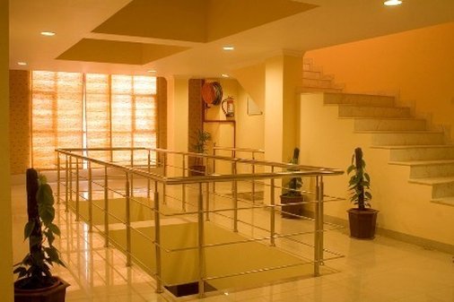 Hanuwant Palace Hotel,Mahipalpur>>Delhi,3 star