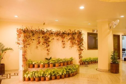 Hanuwant Palace Hotel,Mahipalpur>>Delhi,3 star