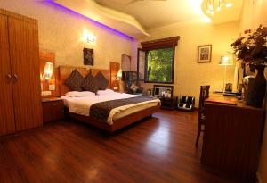 Royal Castle Grand,New Delhi>>Delhi,3 star