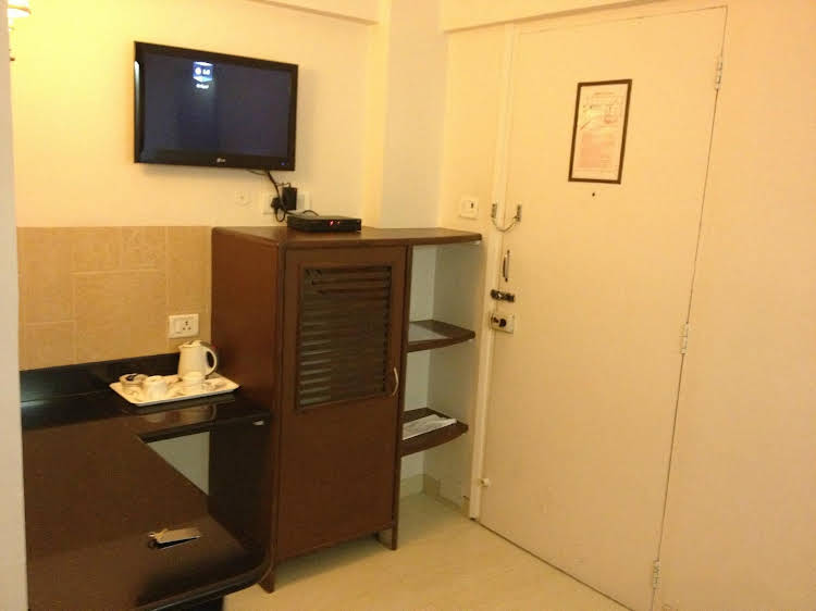 avion hotel