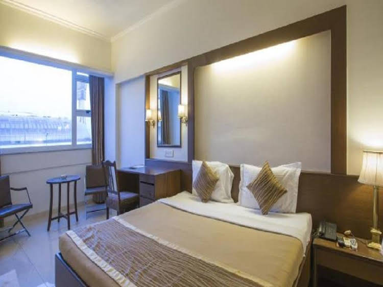 avion hotel