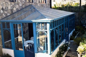 daffodils hotel