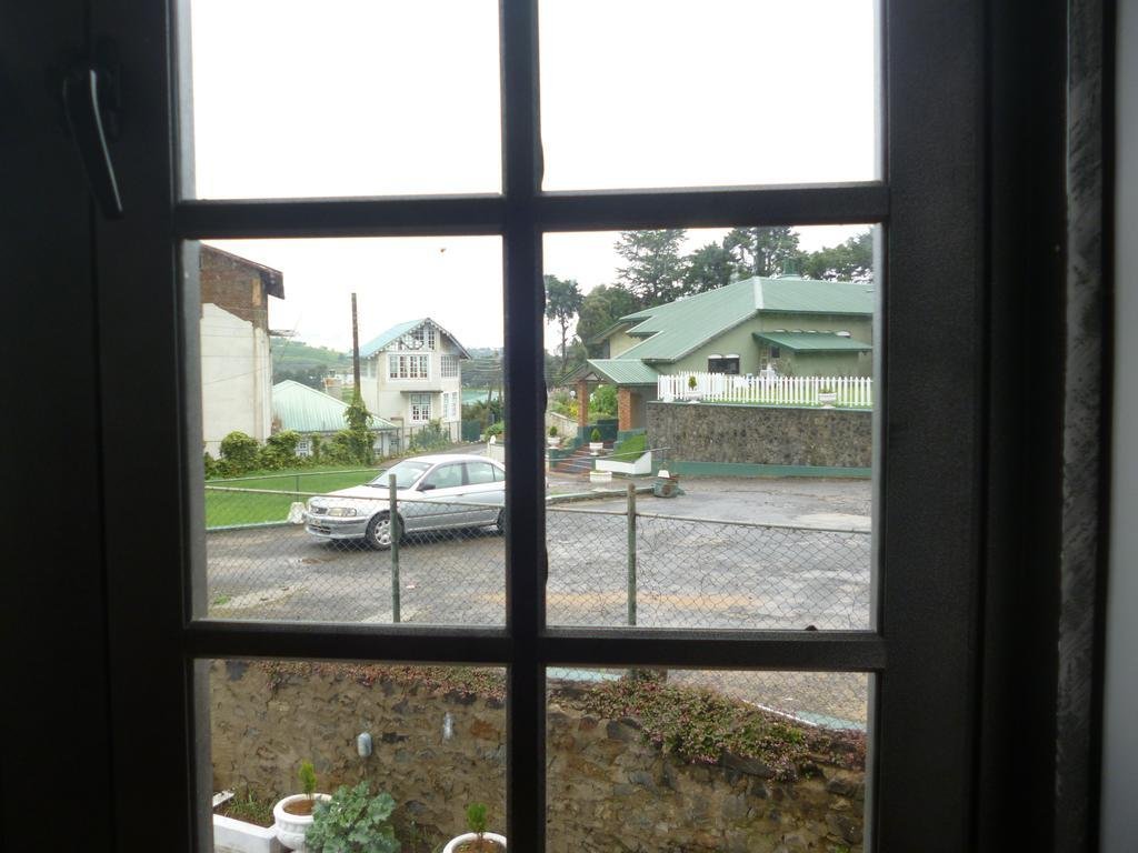 daffodils hotel