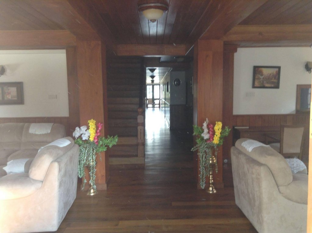 daffodils hotel