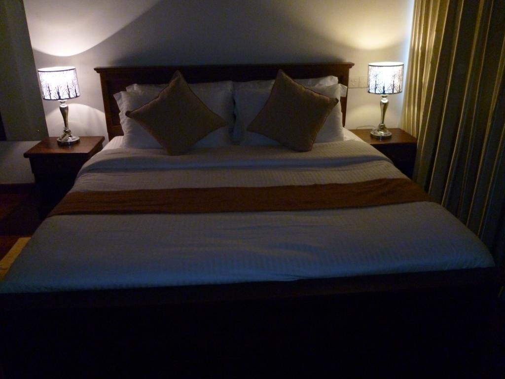 daffodils hotel