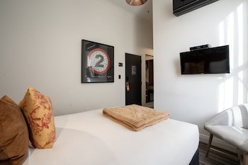 the state hotel