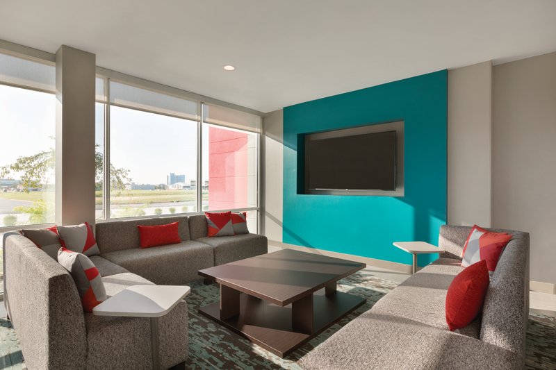 avid hotel lancaster by ihg