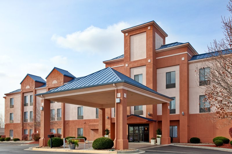 holiday inn express and suites lansing leavenworth