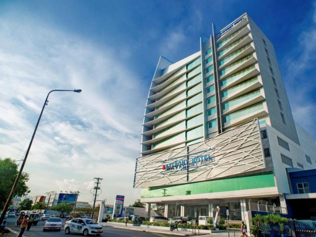bayfront hotel cebu north reclamation