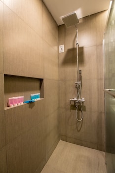 bayfront hotel cebu north reclamation