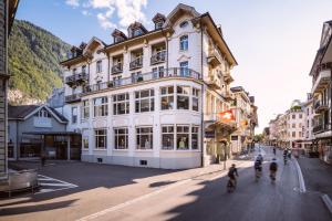 The Hey Hotel,Interlaken>>Bern,4 star