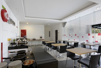 amaris hotel panglima polim 2