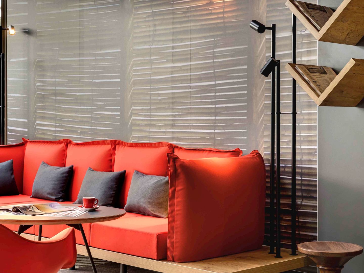 ibis roanne