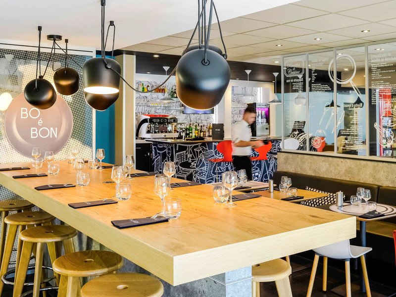 ibis roanne