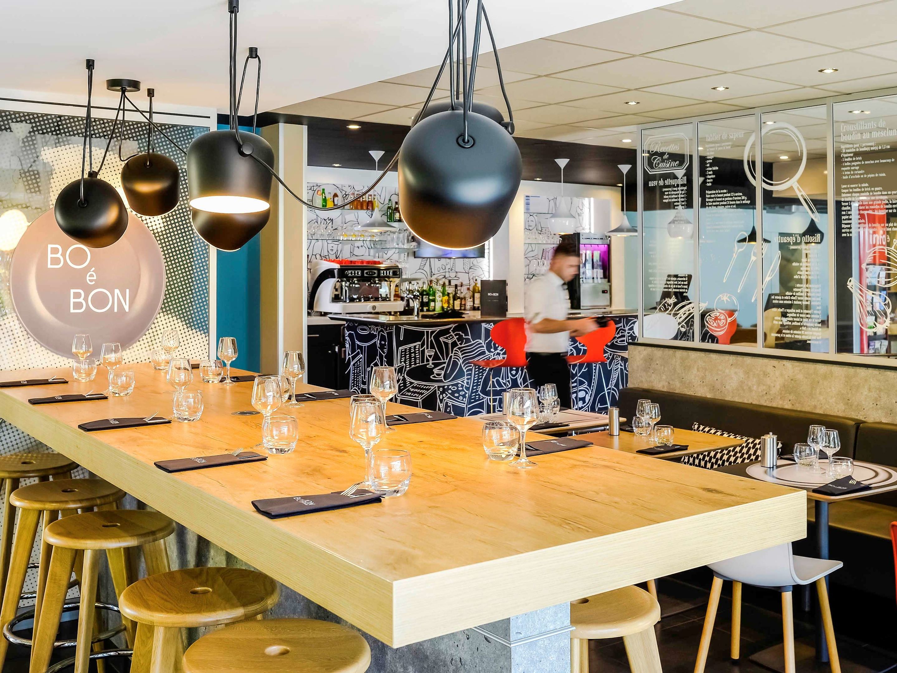 ibis roanne