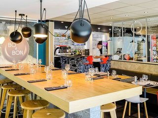 Ibis Roanne,Loire>>Le Coteau,3 star